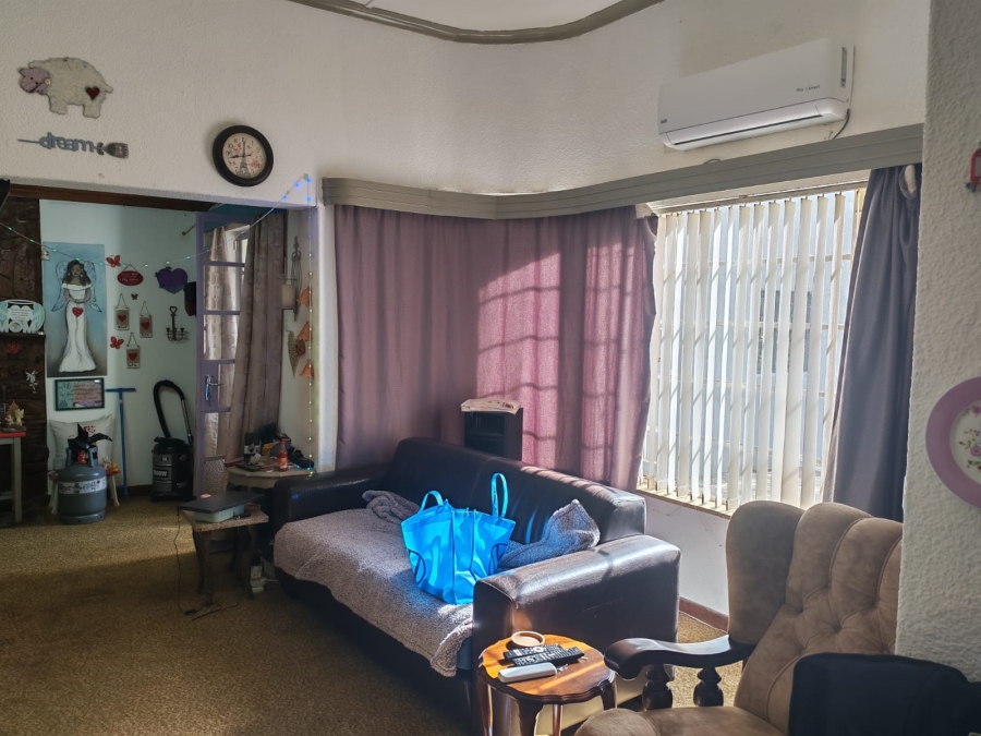 3 Bedroom Property for Sale in Middelburg Eastern Cape